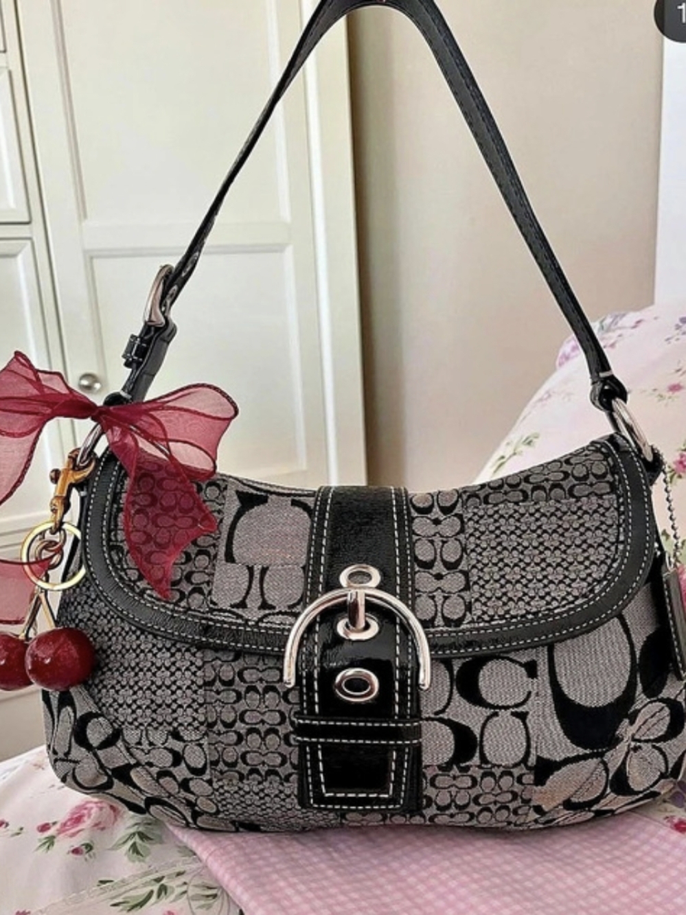 COACH Soho  Buckle Flap Shoulder Bag (brand New)